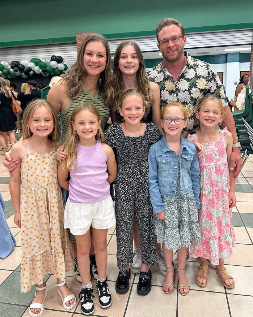OutDaughtered family: Danielle, Adam, Blayke, Ava, Hazel, Olivia, Parker, and Riley. - Instagram
