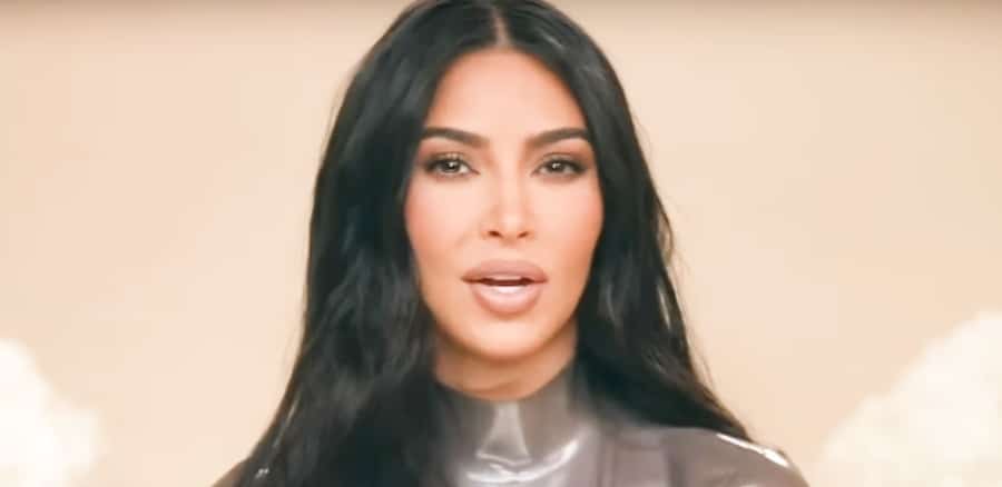 Kim Kardashian - Making Space With Hoda Kotb