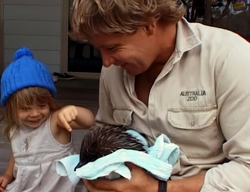 Steve Irwin Teaches Bindi about conservation - Australia Zoo - YouTube
