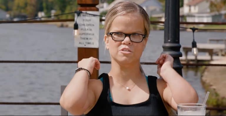‘7 Little Johnstons’ Real Reason Anna Doesn’t Date Little People