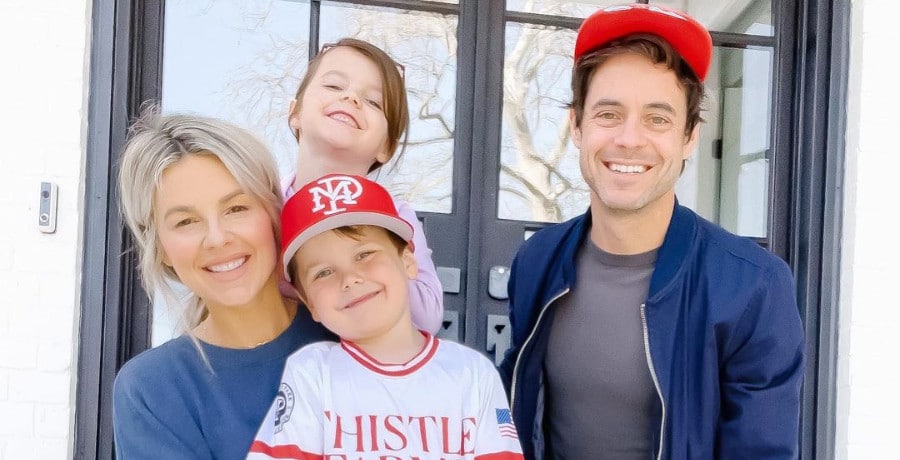 Ali Fedotowsky and family/Credit: Instagram