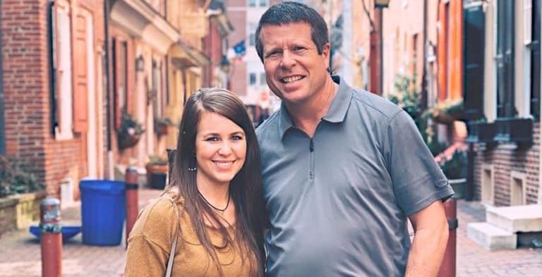 ‘Counting On’ Fans Share 2024 Prediction For The Duggars