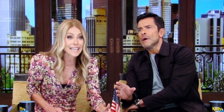 Kelly Ripa and Mark Consuelos - Live