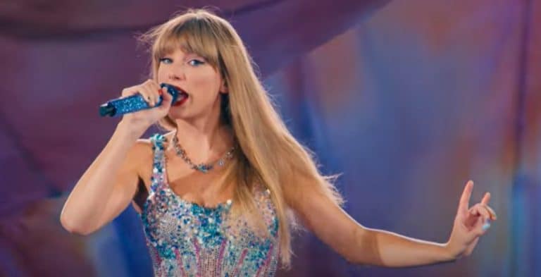 Taylor Swift Praises ‘American Idol’ Alum While On Stage