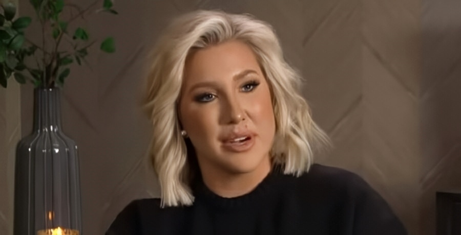 Savannah Chrisley - ET - YouTube