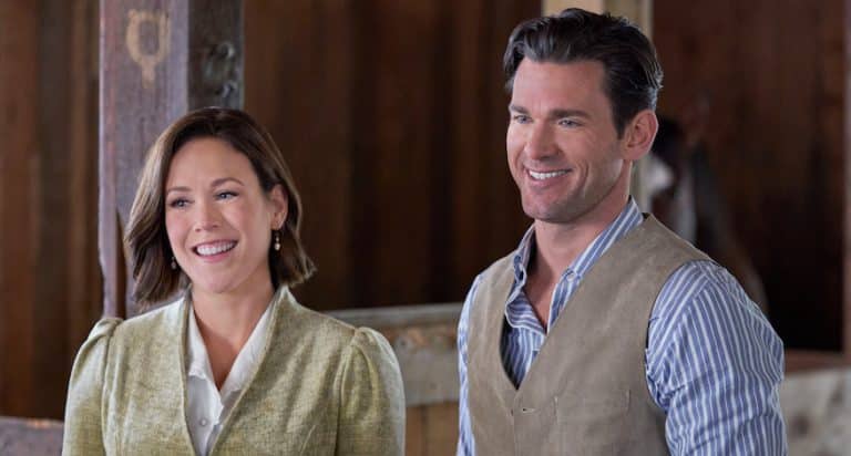 WCTH Photo: Erin Krakow, Kevin McGarry Credit: ©2024 Hallmark Media/Photographer: Ricardo Hubbs