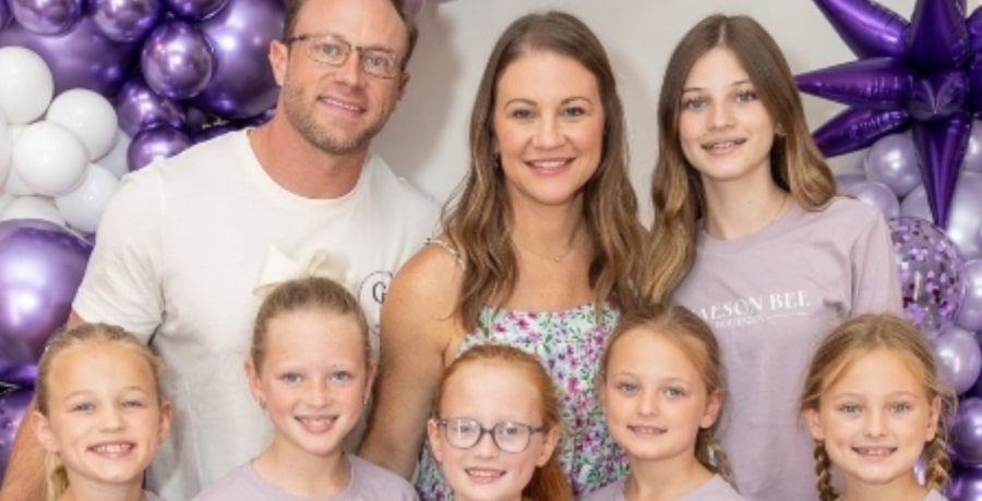 OutDaughtered stars Adam Busby, Danielle Busby, Blayke Busby, and the quints from Instagram