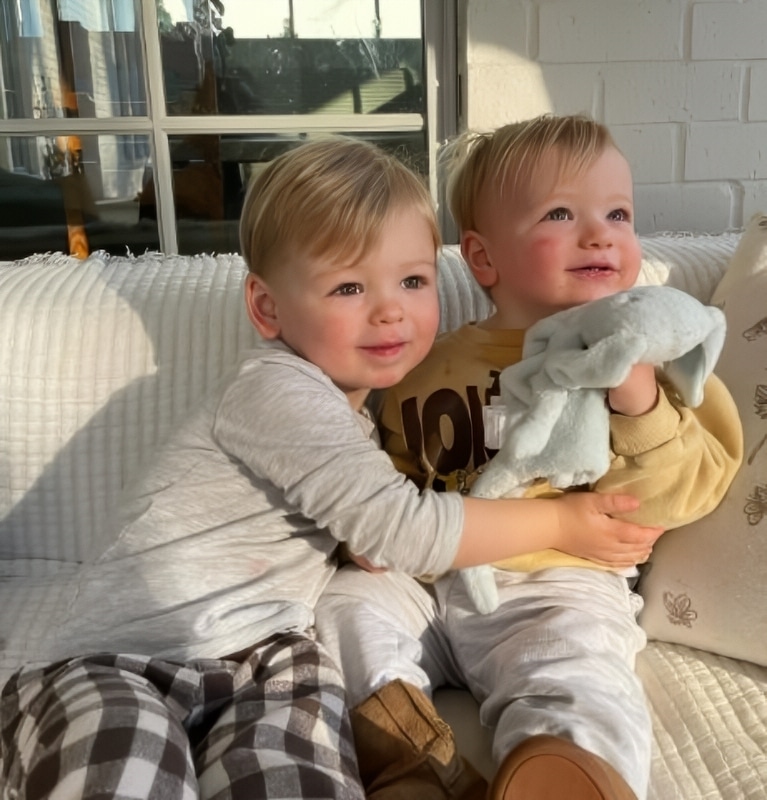 Country Music singer Chris Lane and Lauren Bushnell's adorable boys - Instagram