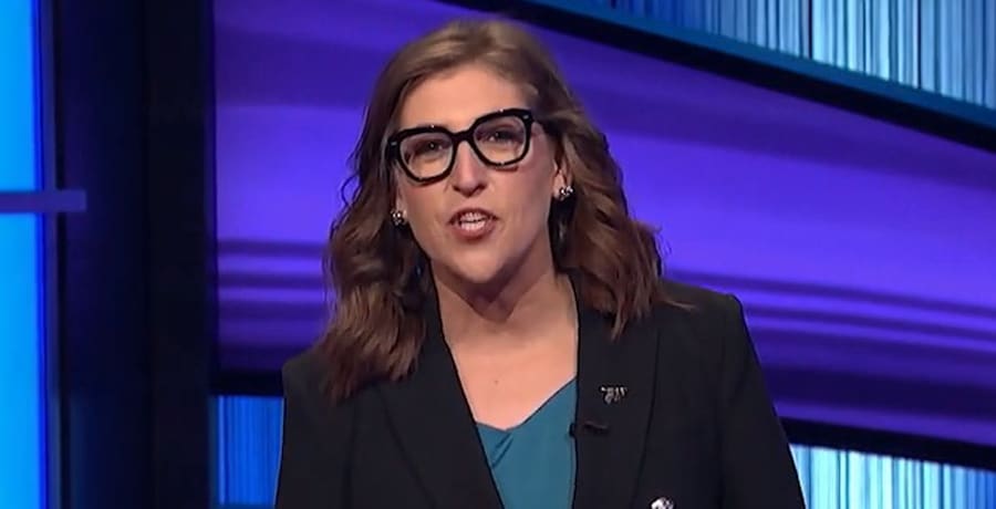 Mayim Bialik on Jeopardy! | YouTube