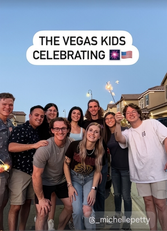 Janelle Brown's Kids Celebrate Fourth of July in Vegas - Instagram