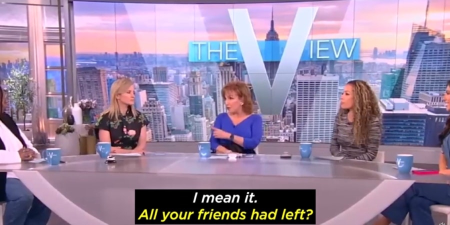 Joy Behar forgets to acknowledge Whoopi Goldberg. - The View