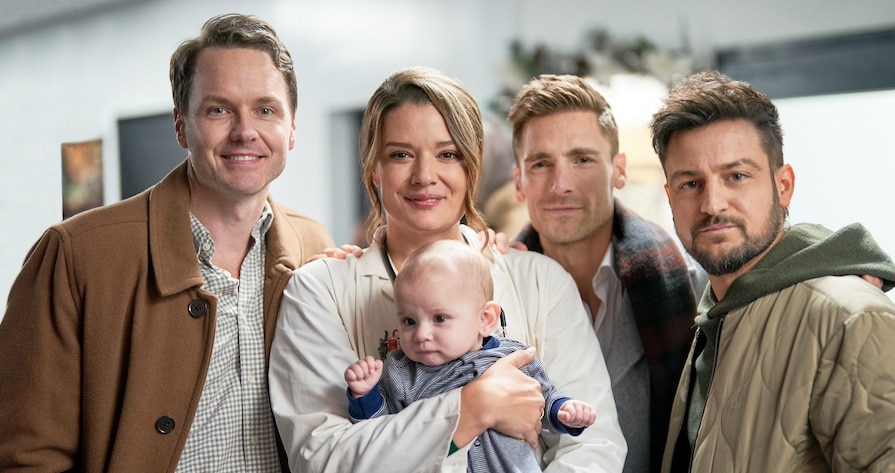 Photo: Paul Campbell, Kimberley Sustad, Andrew Walker, Tyler Hynes Credit: ©2022 Hallmark Media/Photographer: Ricardo Hubbs