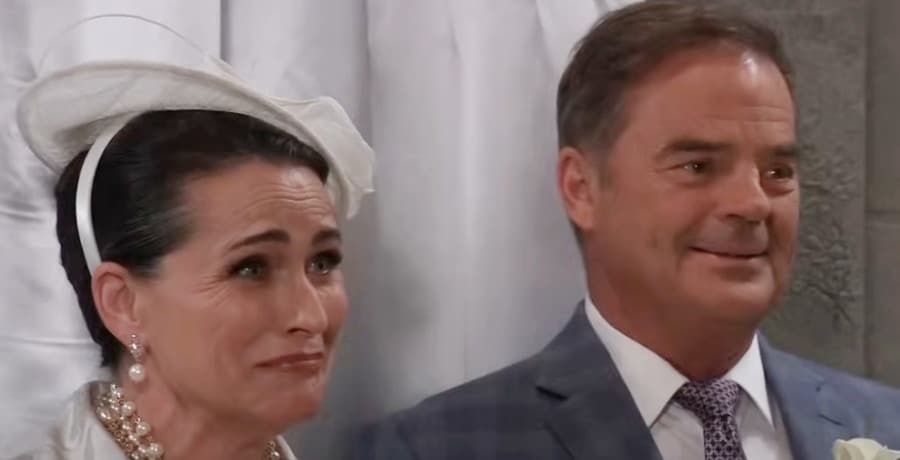 Rena Sofer as Lois Cerullo and Wally Kurth as Ned Quartermaine/Credit: 'General Hospital' YouTube