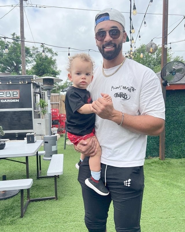 Bartise Bowden and his son from Instagram