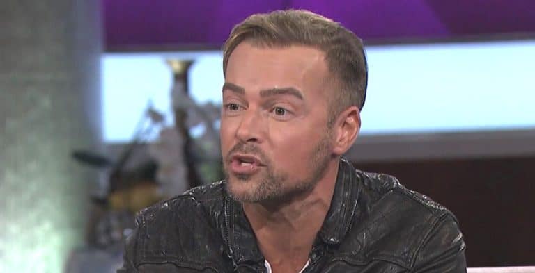 Joey Lawrence-YouTube