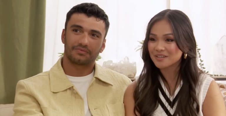 'Bachelorette' stars Jonathon Johnson and Jenn Tran/Credit: YouTube