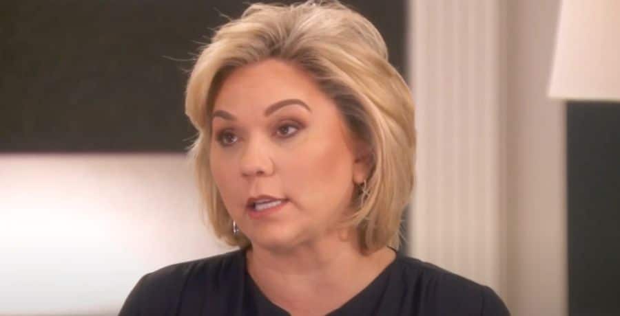 Julie Chrisley on 'Chrisley Knows Best' - YouTube