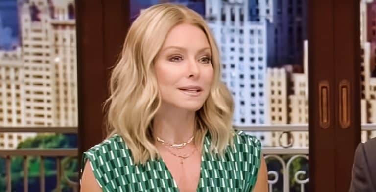 Kelly Ripa - Live With Kelly and Mark - ABC