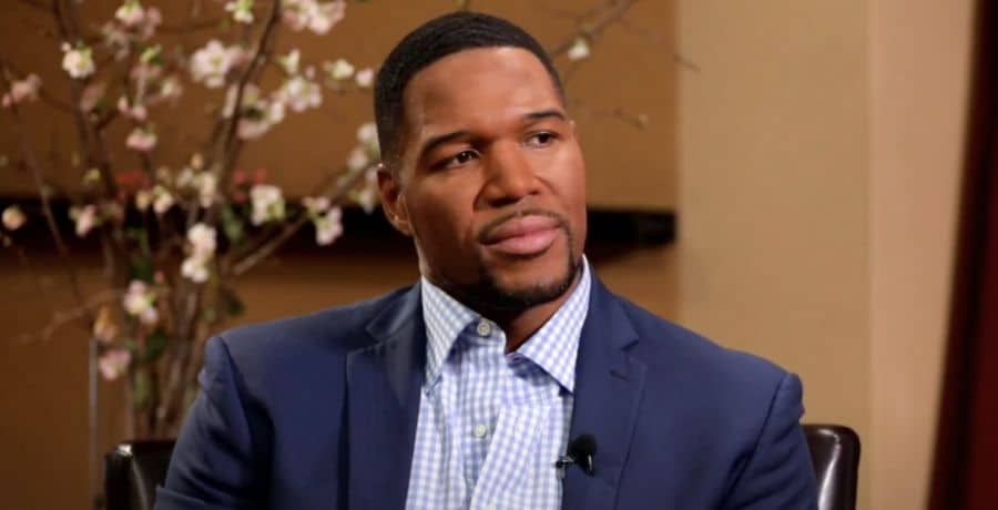 Michael Strahan - YouTube