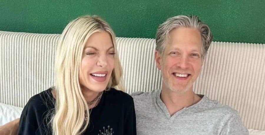 Tori Spelling and Randy Spelling getting ready for her podcast