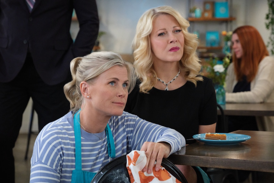 Photo: Alison Sweeney, Barbara Niven Credit: ©2024 Hallmark Media/Photographer: Bettina Strauss