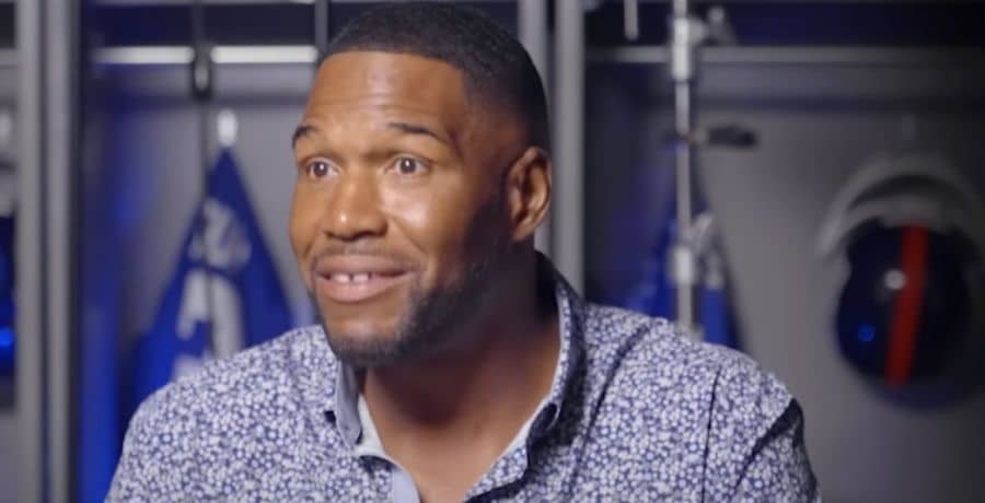 Michael Strahan - YouTube