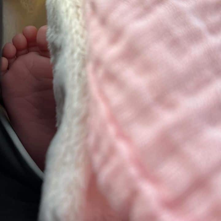 Octomom shares picture of granddaughter's foot