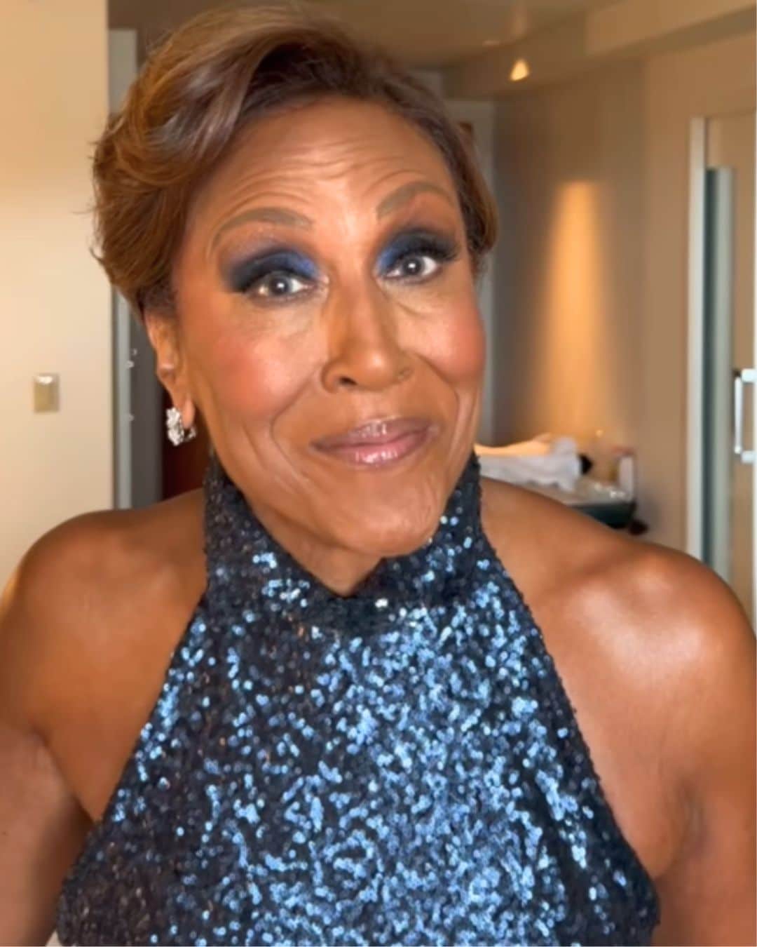 Robin Roberts ready for the Emmys red carpet