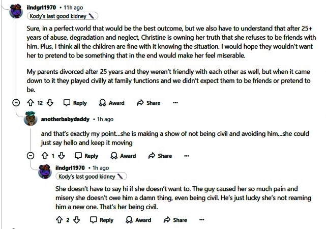 Sister Wives fans discuss Christine Brown choosing not to talk to Kody and Robyn Brown. - Reddit 