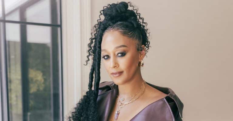 Tia Mowry used with Lifetime's permission Cibelle Levi Celebrity Brand Photographer