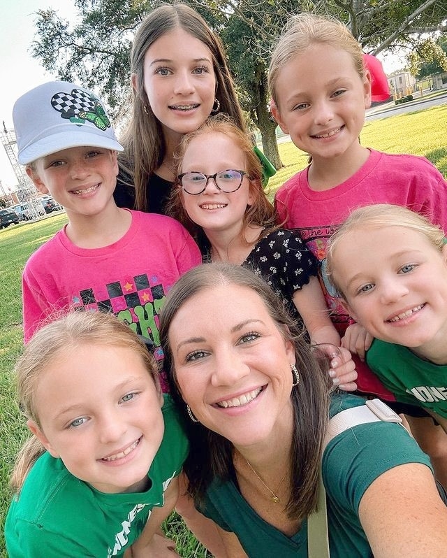 The Busby girls from OutDaughtered, sourced from Danielle Busby's Instagram