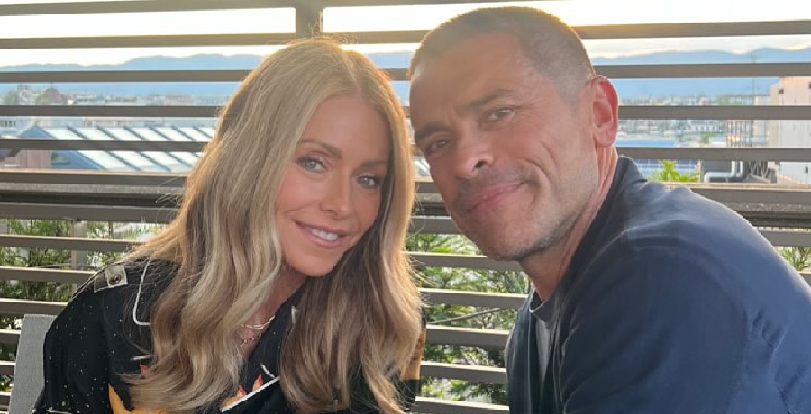 Kelly Ripa and Mark Consuelos | Instagram