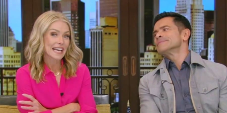 Kelly Ripa and Mark Consuelos - Live