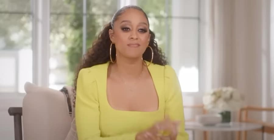 Tia Mowry | YouTube