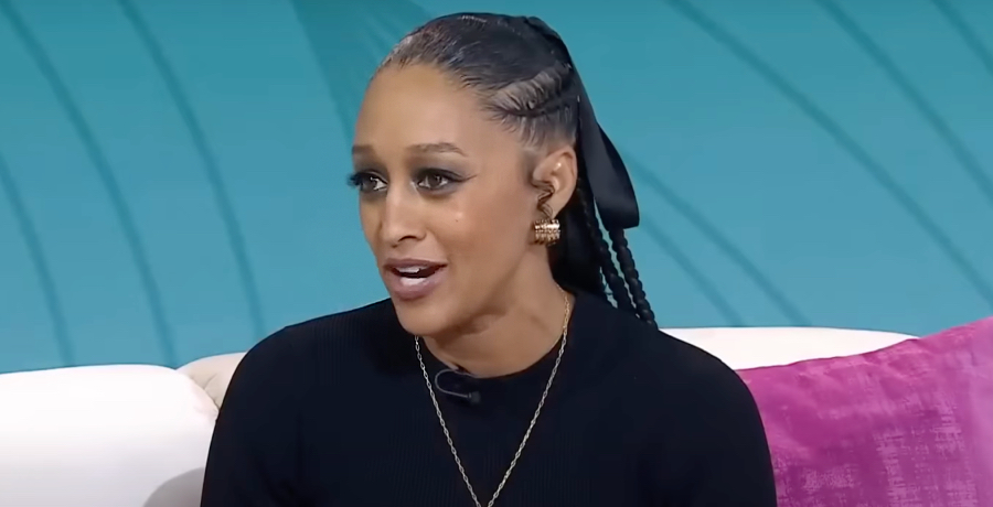 Tia Mowry | YouTube