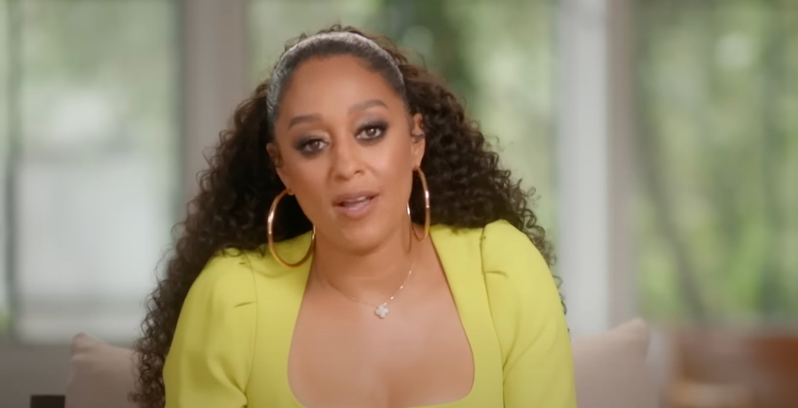 Tia Mowry | YouTube