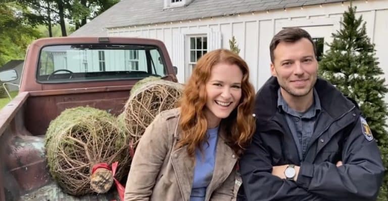 Hallmark+ Mistletoe Murders, Sarah Drew, Peter Mooney - Instagram