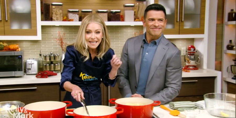 Kelly Ripa and Mark Consuelos share her mashed potatoes recipe. - Live