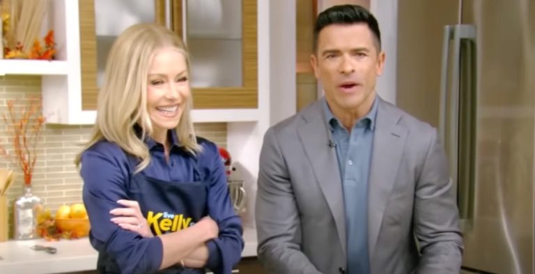 Live: Kelly Ripa - Mark Consuelos