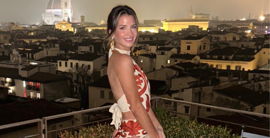 Naomie Olindo Instagram