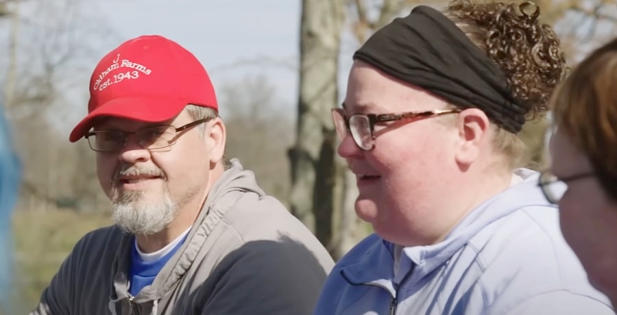 Chris Combs and Brittany Combs from 1000-Lb Sisters, TLC, sourced from YouTube