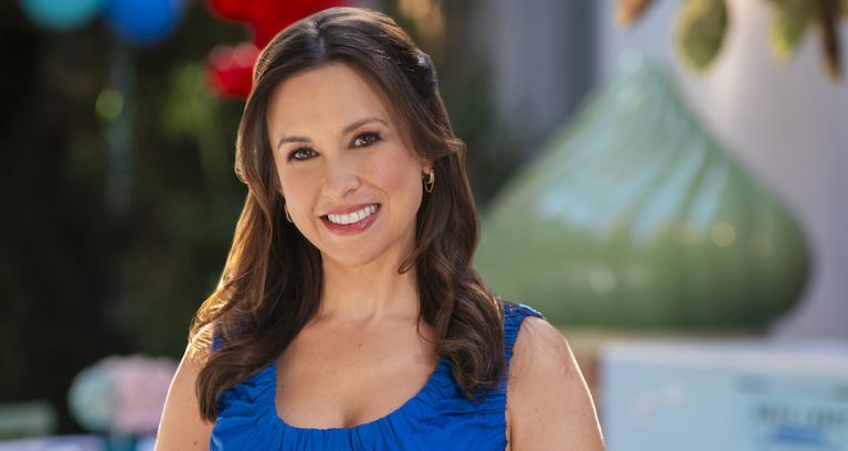 Photo: Lacey Chabert Credit: ©2024 Hallmark Media/Photographer: Kim Nunneley