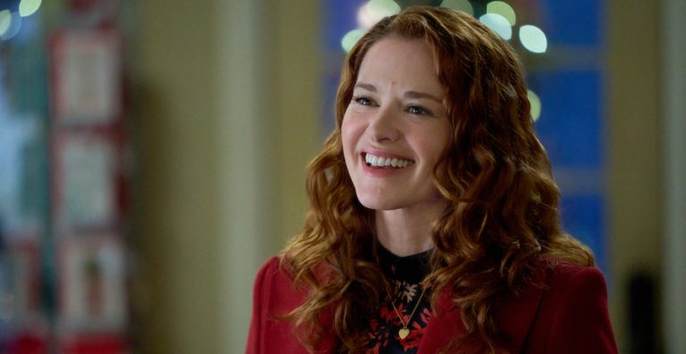 Photo: Sarah Drew Credit: ©2024 Hallmark Media/Photographer: Peter Stranks