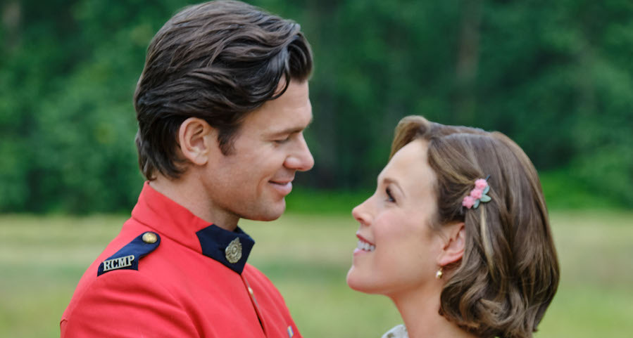 Photo: Kevin McGarry, Erin Krakow Credit: ©2024 Hallmark Media/Photographer: David Dolsen