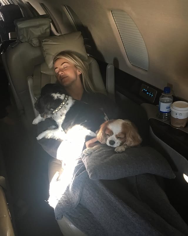 Julianne Hough and her late dogs on Instagram