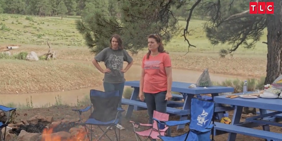 Aurora and Robyn Brown at Coyote Pass. - Sister Wives