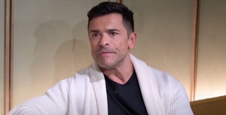 Mark Consuelos - YouTube