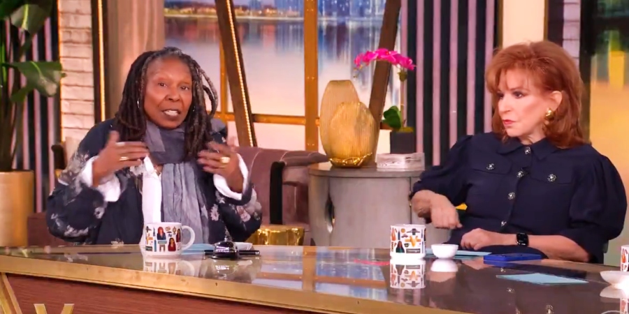 Whoopi Goldberg surprisingly supports Carrie Underwood's right to choose. - The View - X