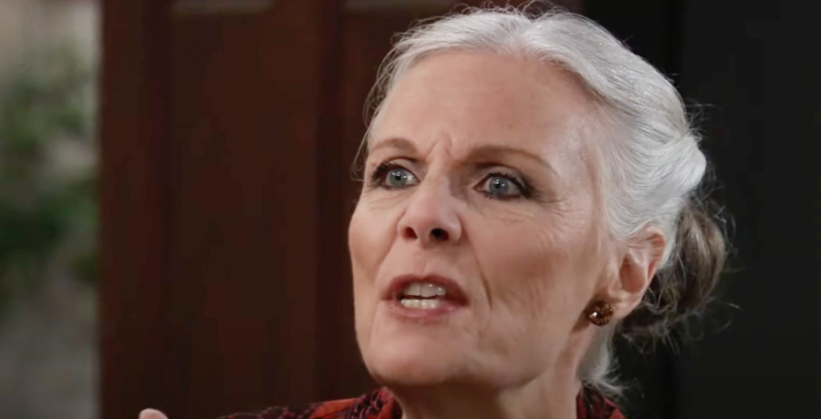 Tracy Quartermaine on 'General Hospital' - YouTube