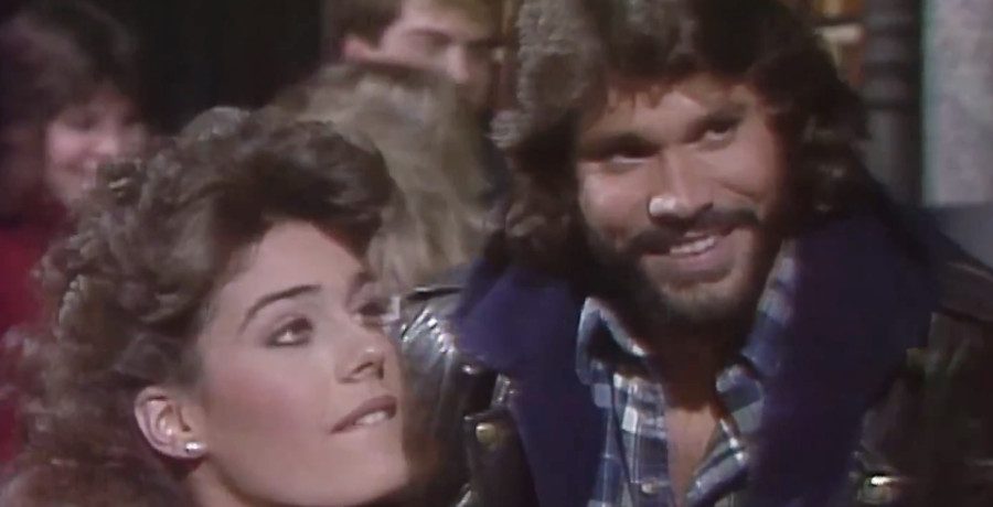 'DOOL' Kristian Alfonso and Peter Reckell as Hope and Bo Brady/Credit: YouTube